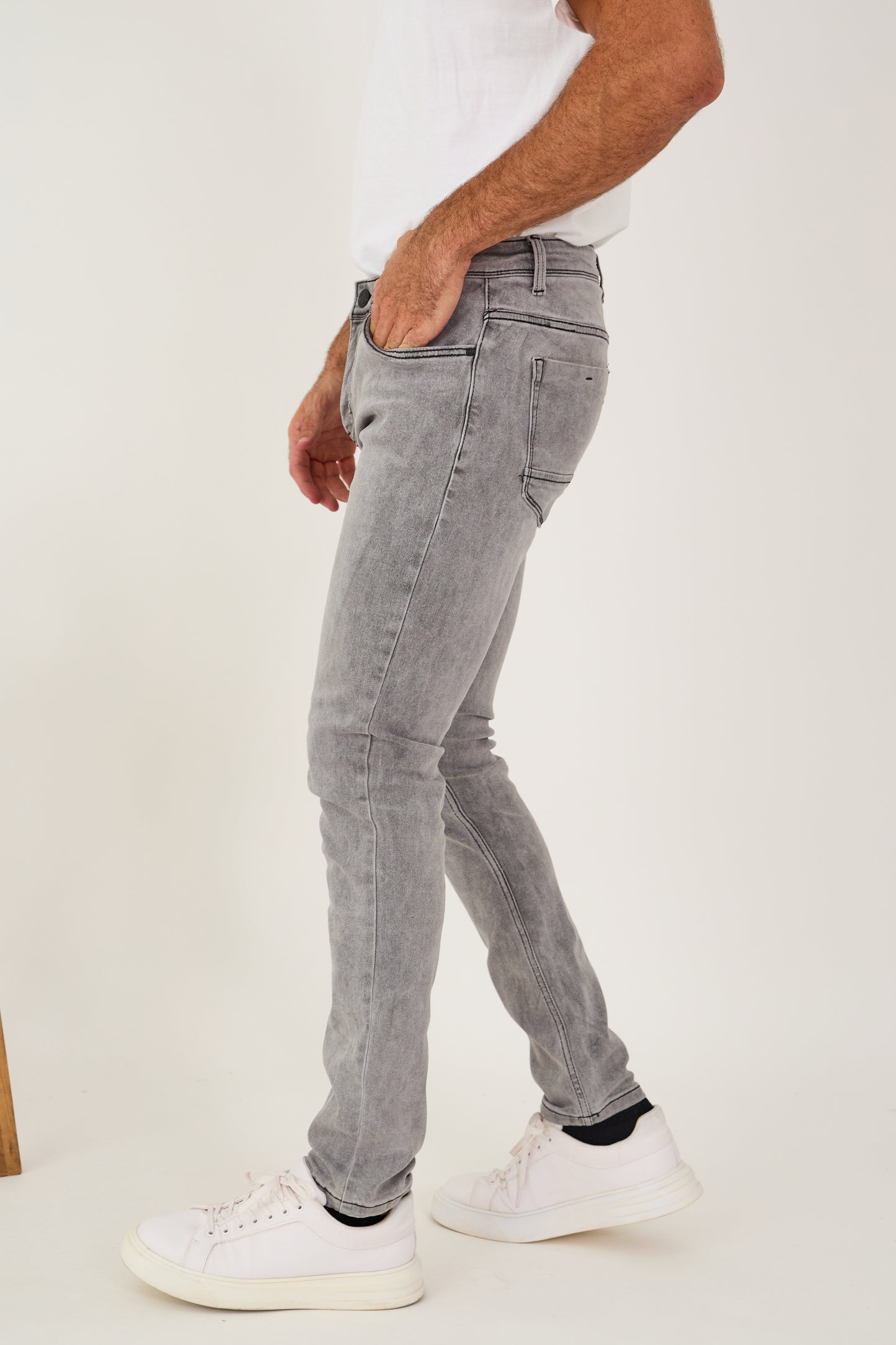 Jeans Homme Gris Délavé